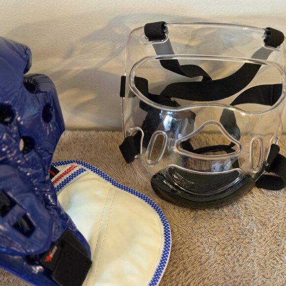 MUDO Taekwondo Sparring Gear Set L (Youth) - Picture 8 of 9